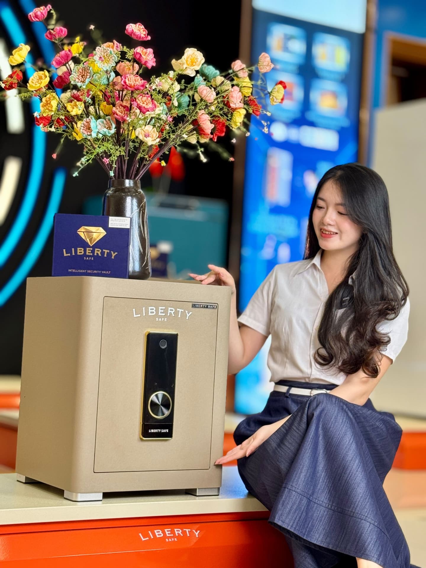 KÉT SẮT ĐỒNG HỒ CAO CẤP LIBERTY LB50 PRO 4 WATCH WINDER