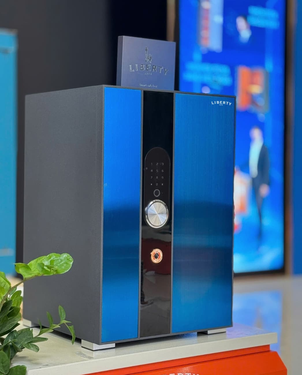 LIBERTY LB79 S11 Pro - Đồng Ánh Kim