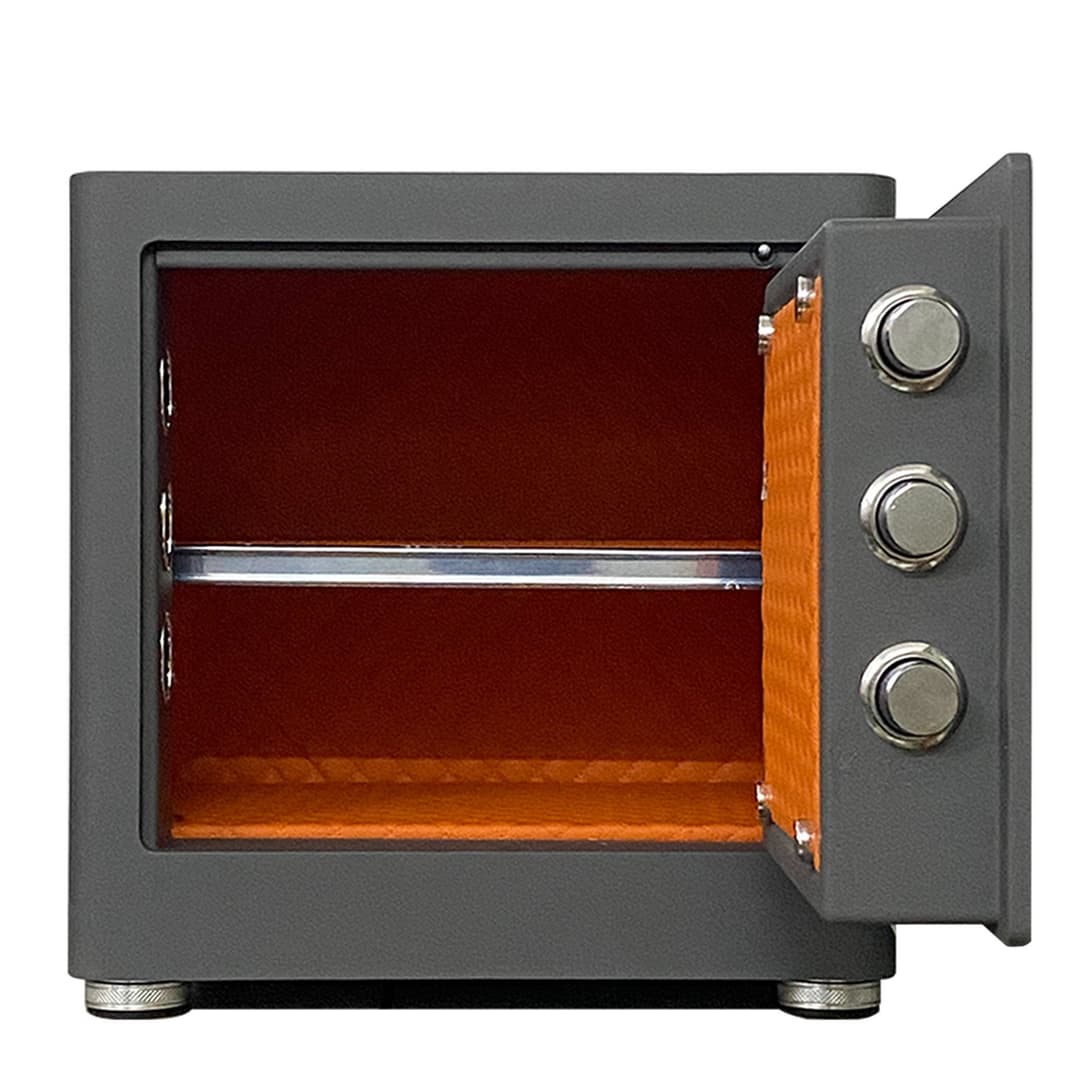 Két sắt BOFA BF-35ZZ mở cửa để quan sát khoang bên trong
