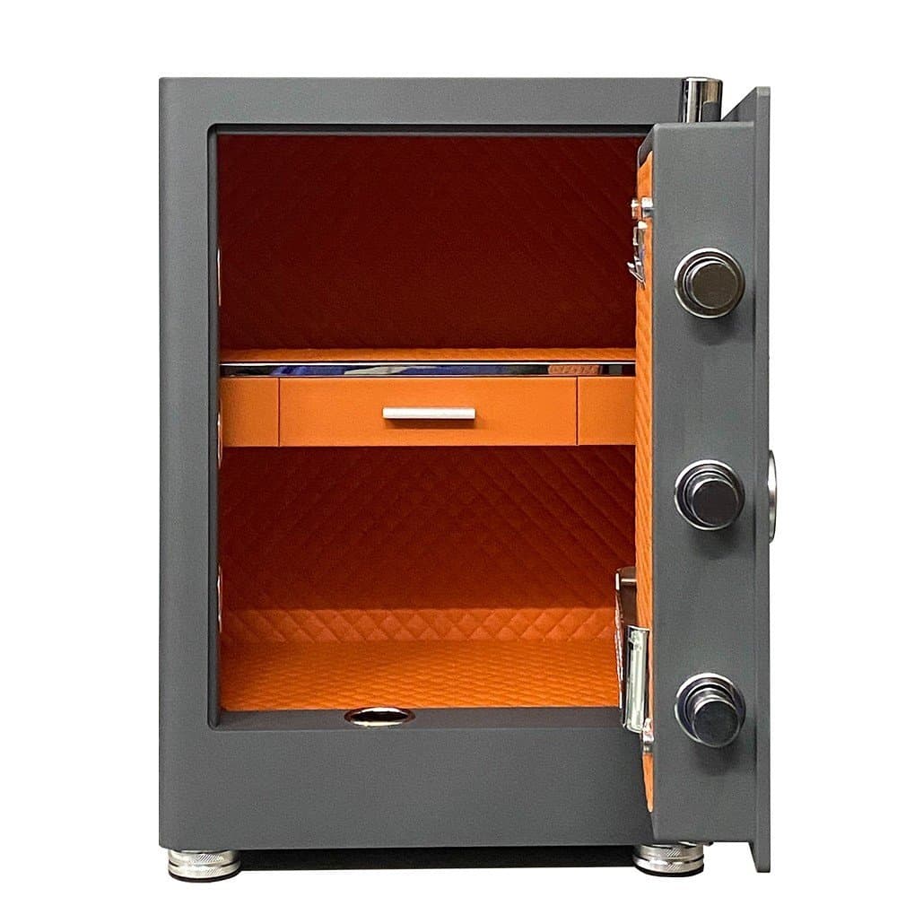 Két sắt BOFA BF-60ZZ mở cửa để quan sát khoang bên trong