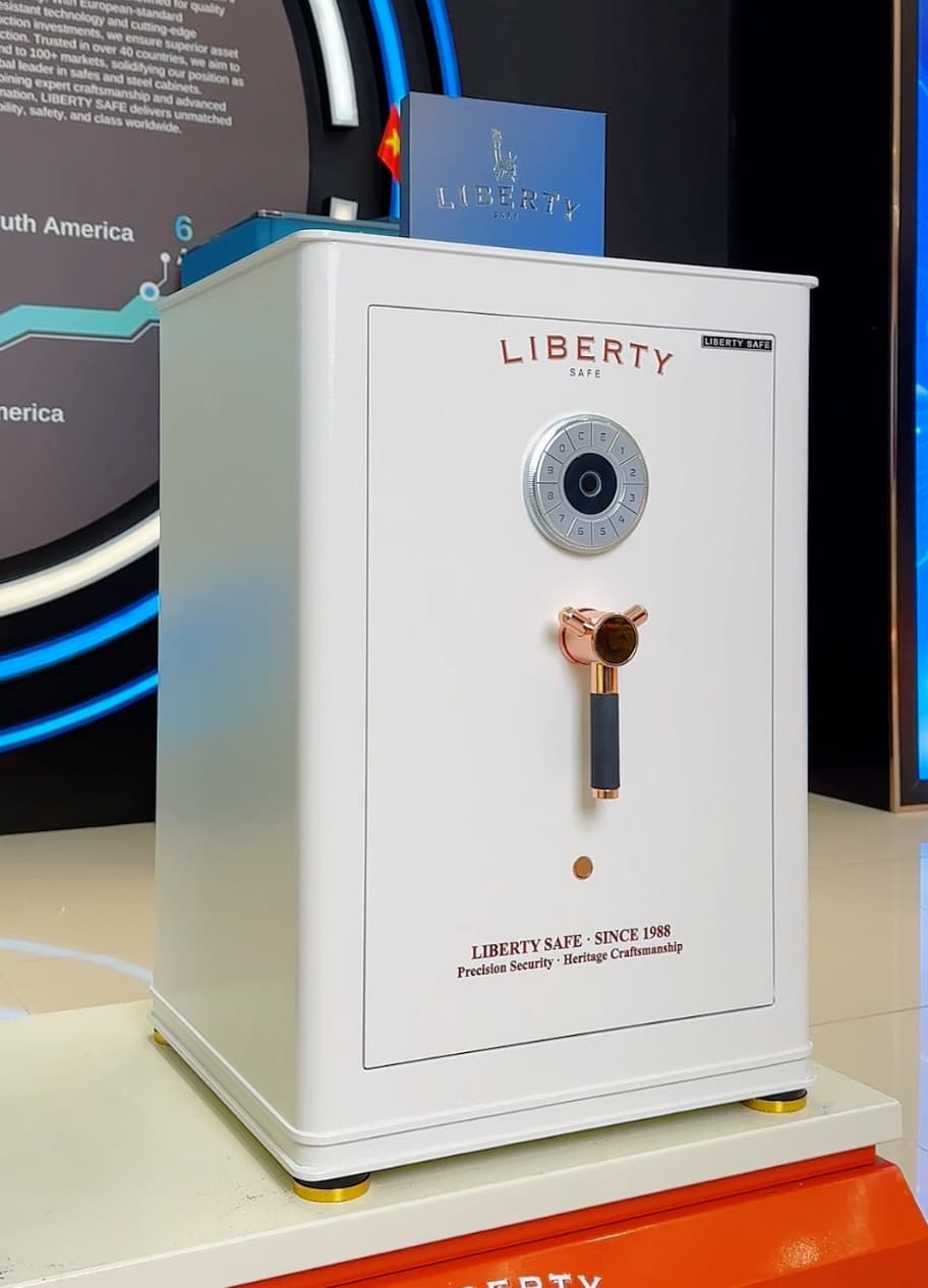 LIBERTY LB79 S12 Pro - Nỉ Trắng